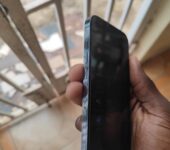 Iphone 13pro 256 gig bh 87 very strong