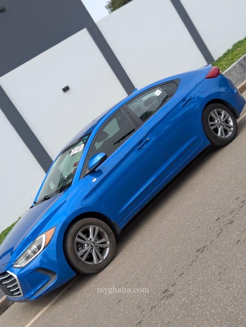 2018 HYUNDAI ELANTRA SE