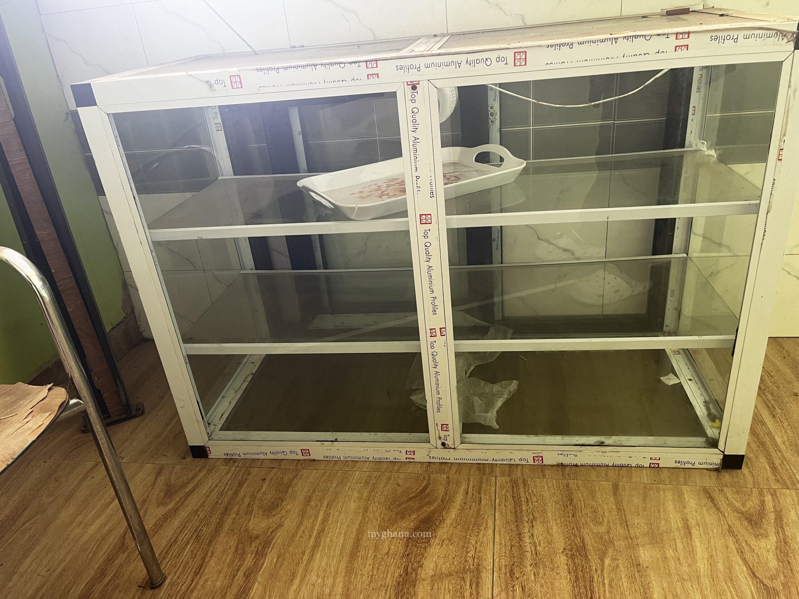 Glass show case for food