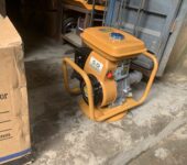 Powerful poker concrete vibrator machine with host