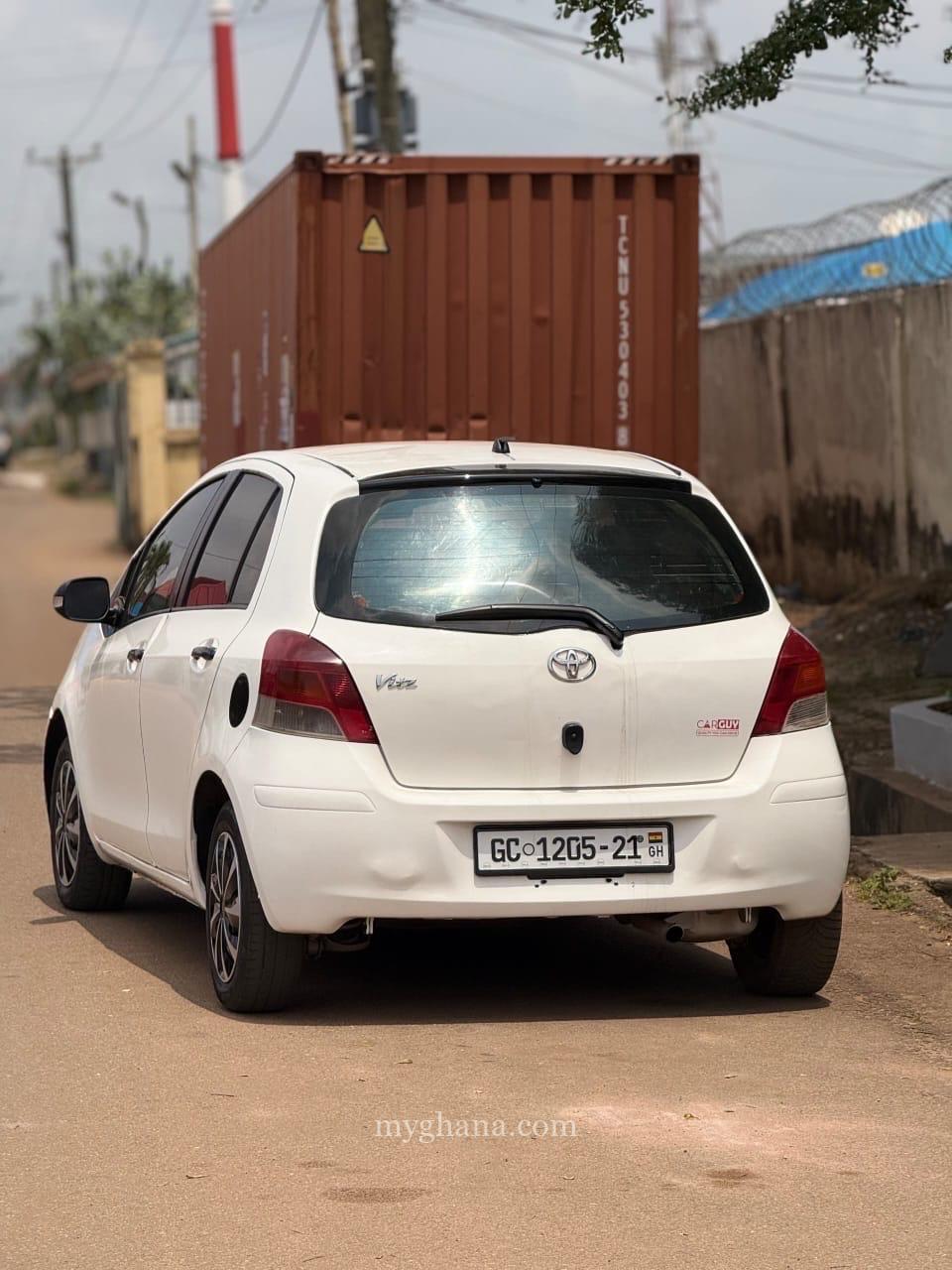 2010 TOYOTA VITZ