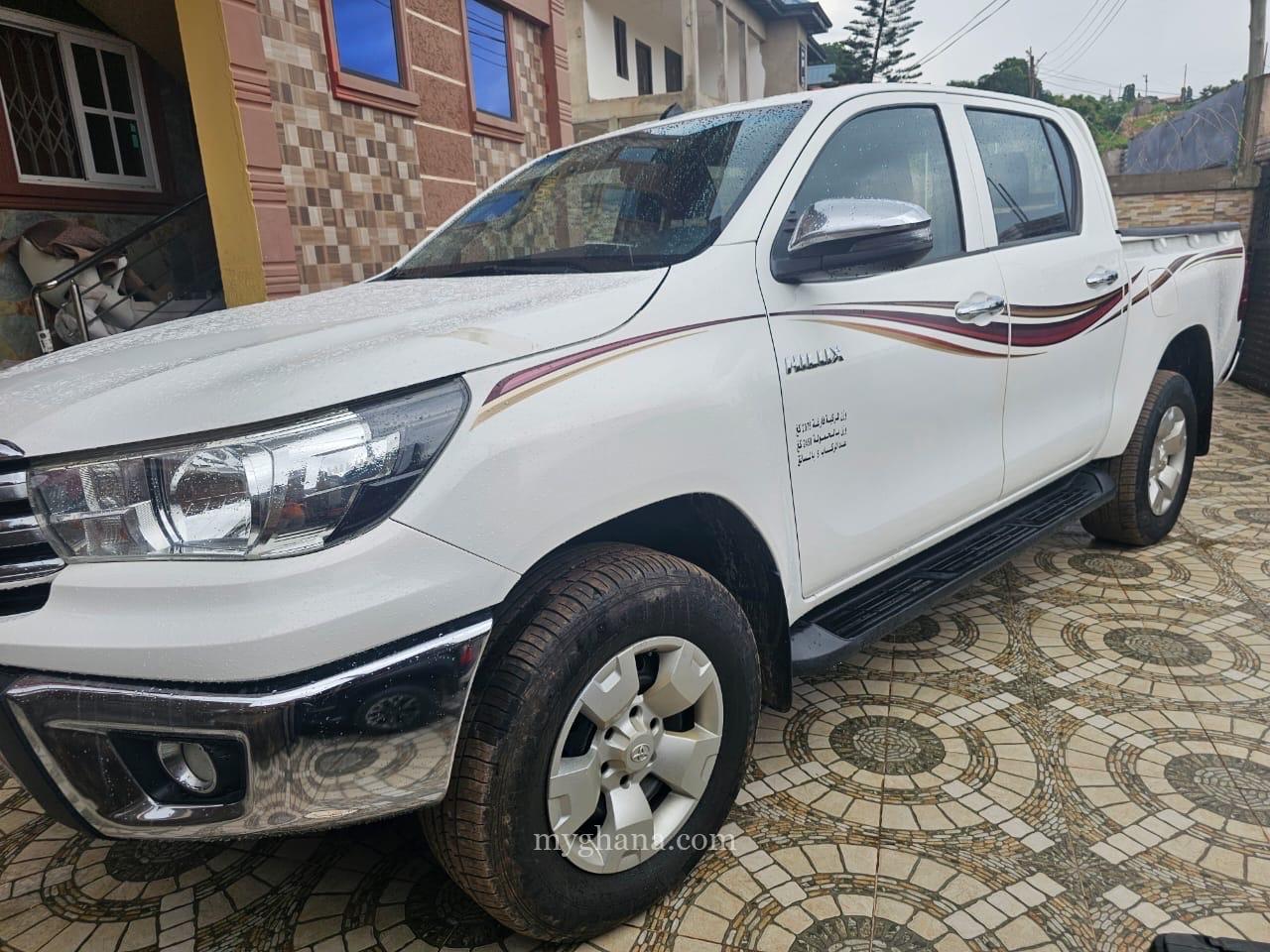 *TOYOTA HILUX* 2019 Model
