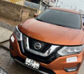 Nissan Rogue sv 2017 model