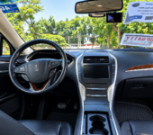 2016 Lincoln MKZ full option with panoramic sunroof