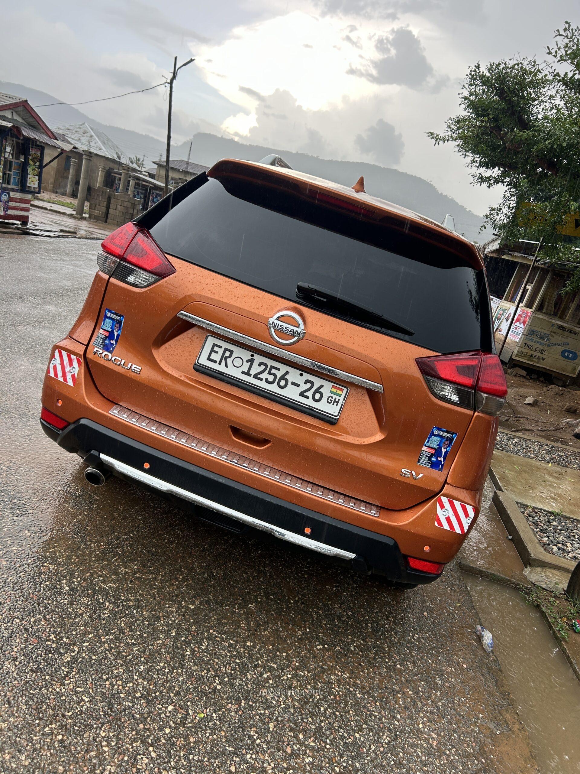 Nissan Rogue sv 2017 model
