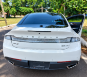 2016 Lincoln MKZ full option with panoramic sunroof for sale