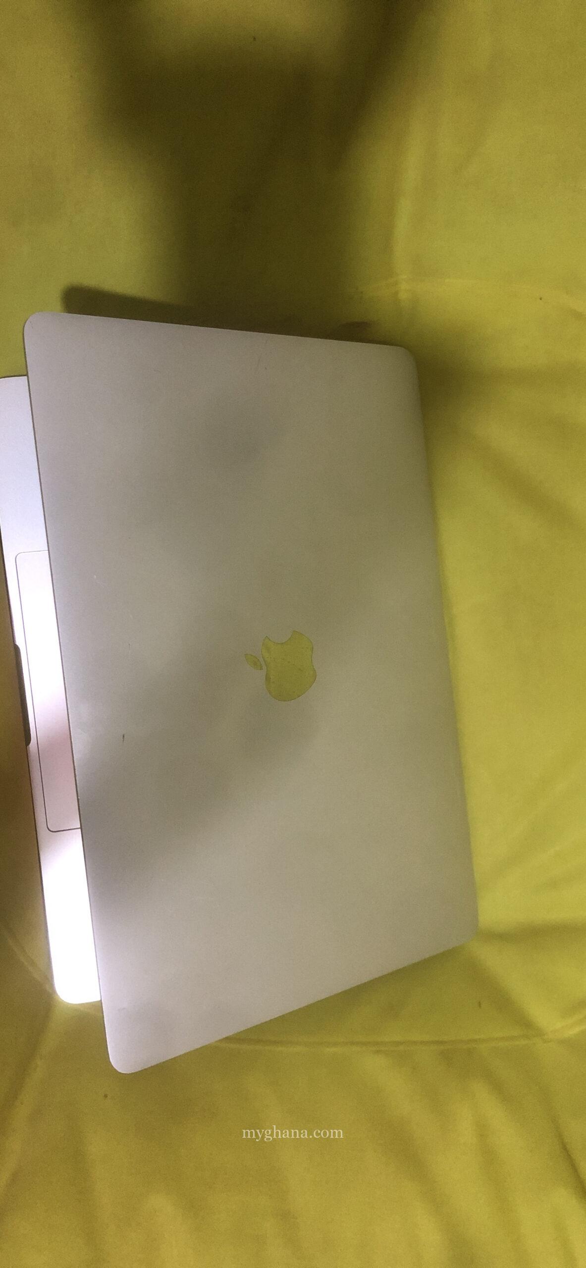 MacBook Pro 2017 falaaa