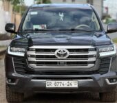 *TOYOTA LANDCRUISER* 2013 UPGRADED 2023