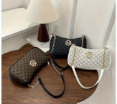 Ladies shoulder bag