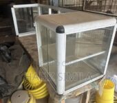Show case glass koko stand